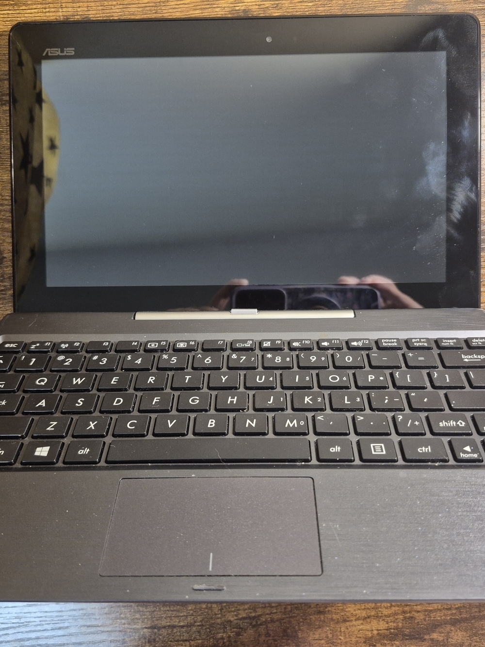 ASUS 2‑in‑1 Laptop/Tablet – Detachable Keyboard – Good Condition